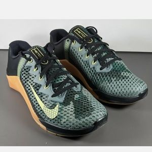 Nike Metcon 6 Black Gum Sneakers men 7 Women 8.5